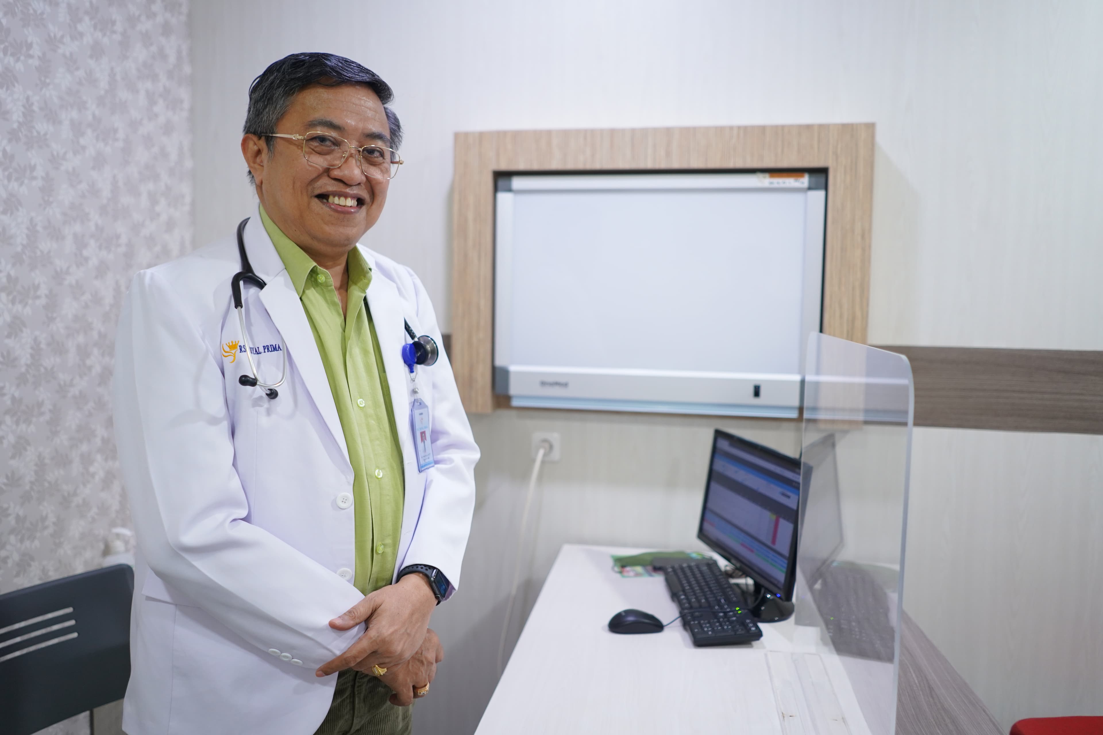 dr. Erwin Sopacua, Sp. PD